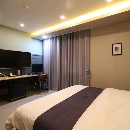 Dove Hotel Ulsan Extérieur photo